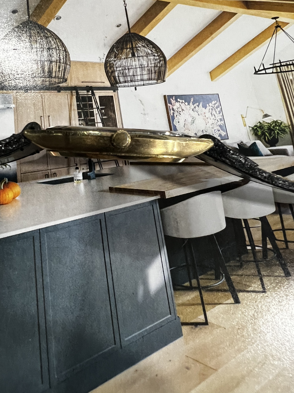 Caravelle by Bulova Quartz Watch image indicator(3)