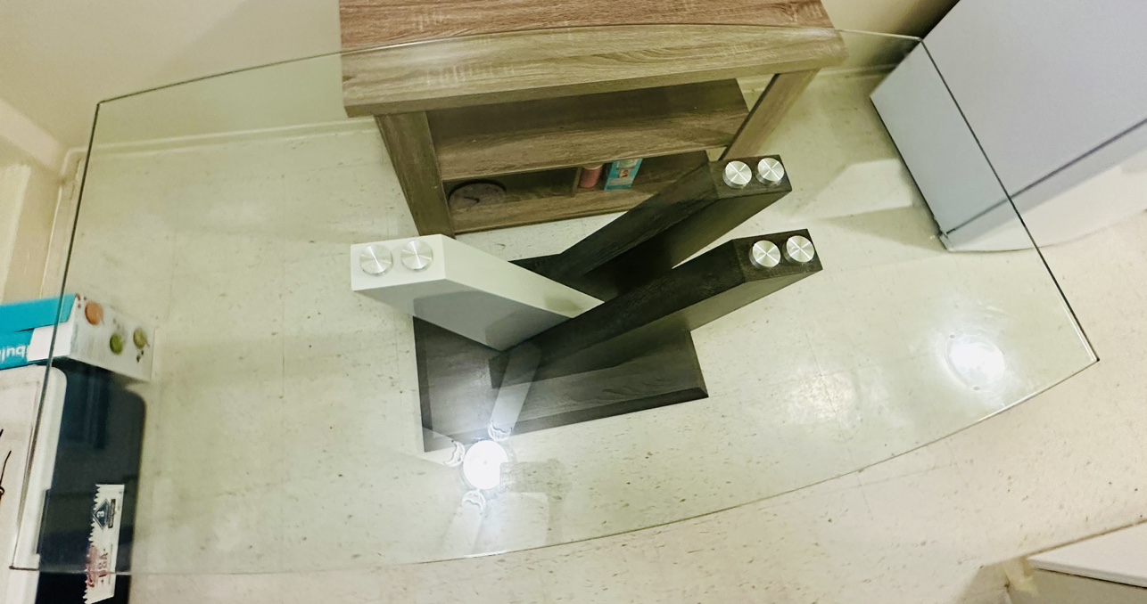 Stylish Glass Dining Table - photo 3