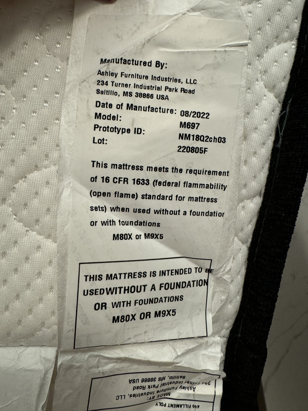 Full Size Mattress - excellent condition - photo 2