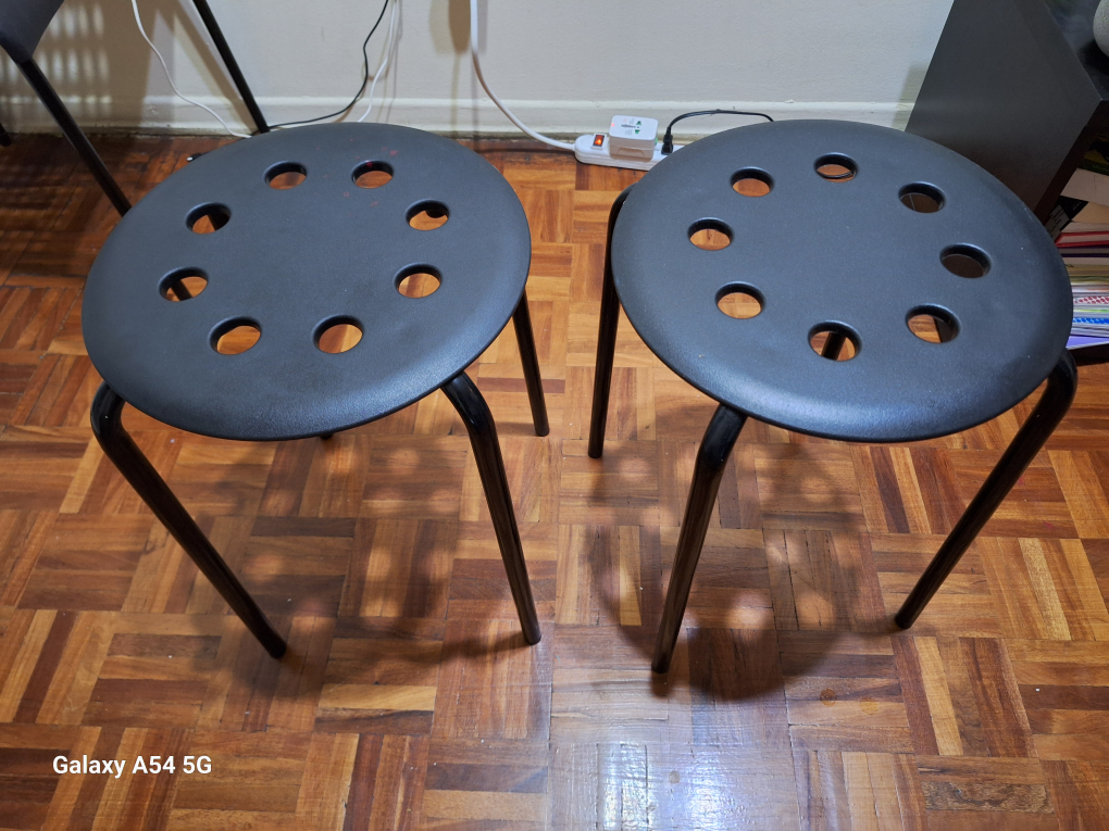 stool - photo 3