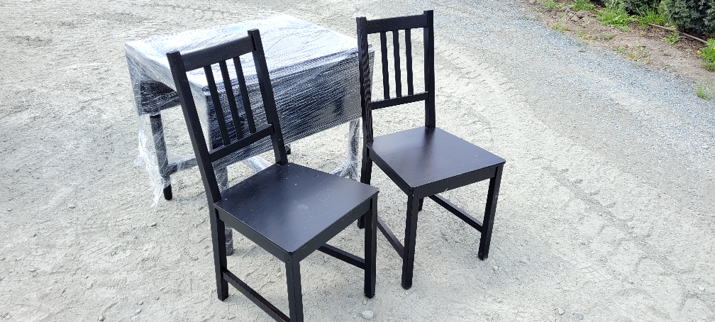 Small Table and chairs