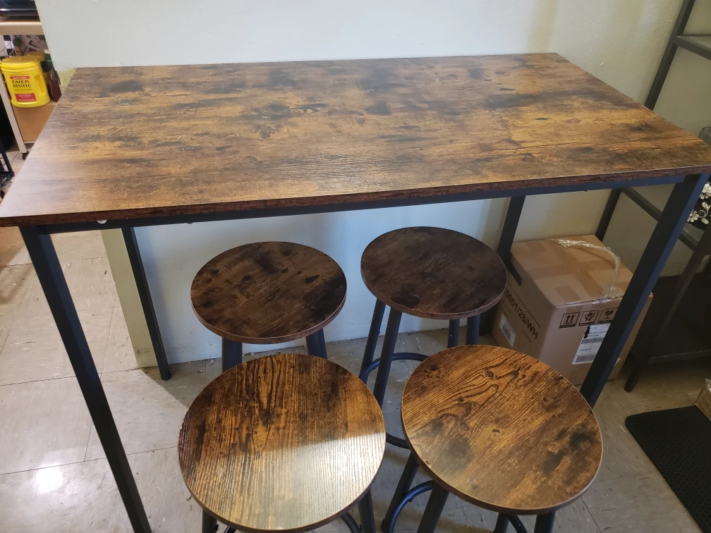 Bar Table Set with 4 Stools