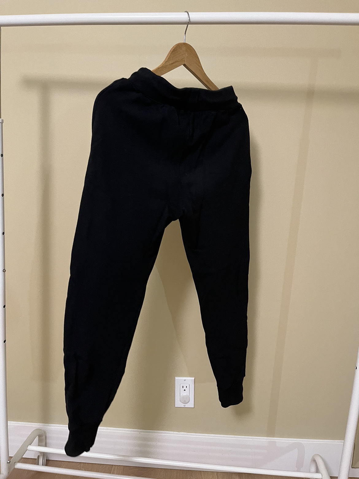 Sweatpants image indicator(2)