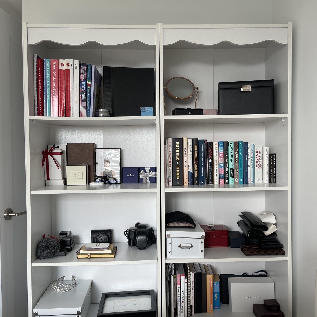 A Pair of Wayfair Bookcase - photo 2