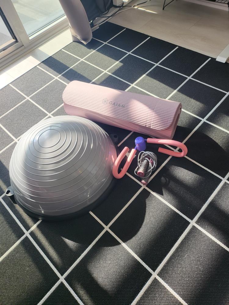 Exercise Equipment Set