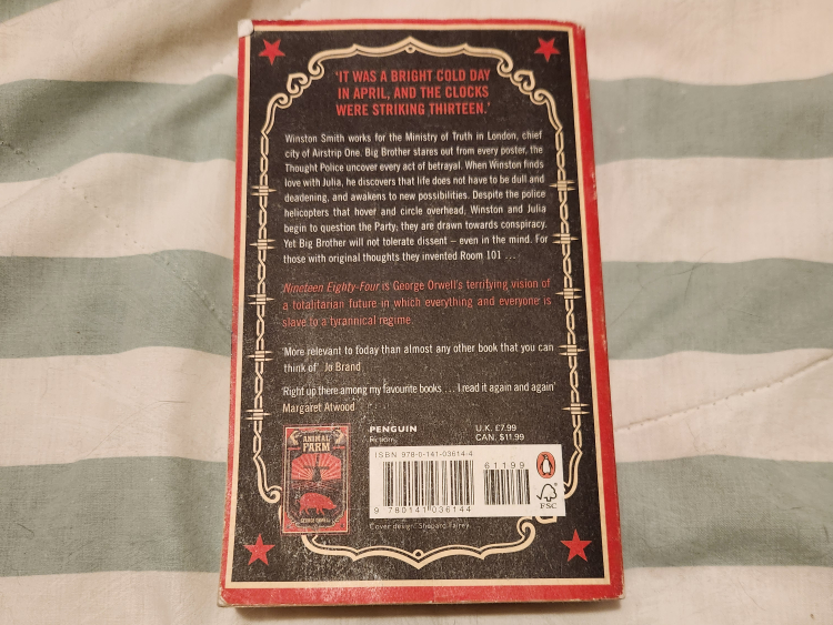 1984 by George Orwell - Paperback image indicator(2)