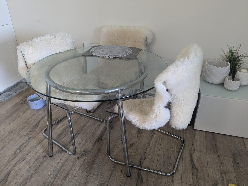 dining table - photo 2