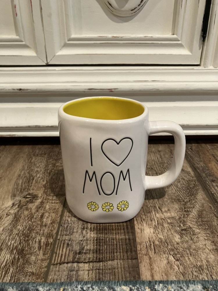 Rae Dunn I Love Mom Mug thumbnail