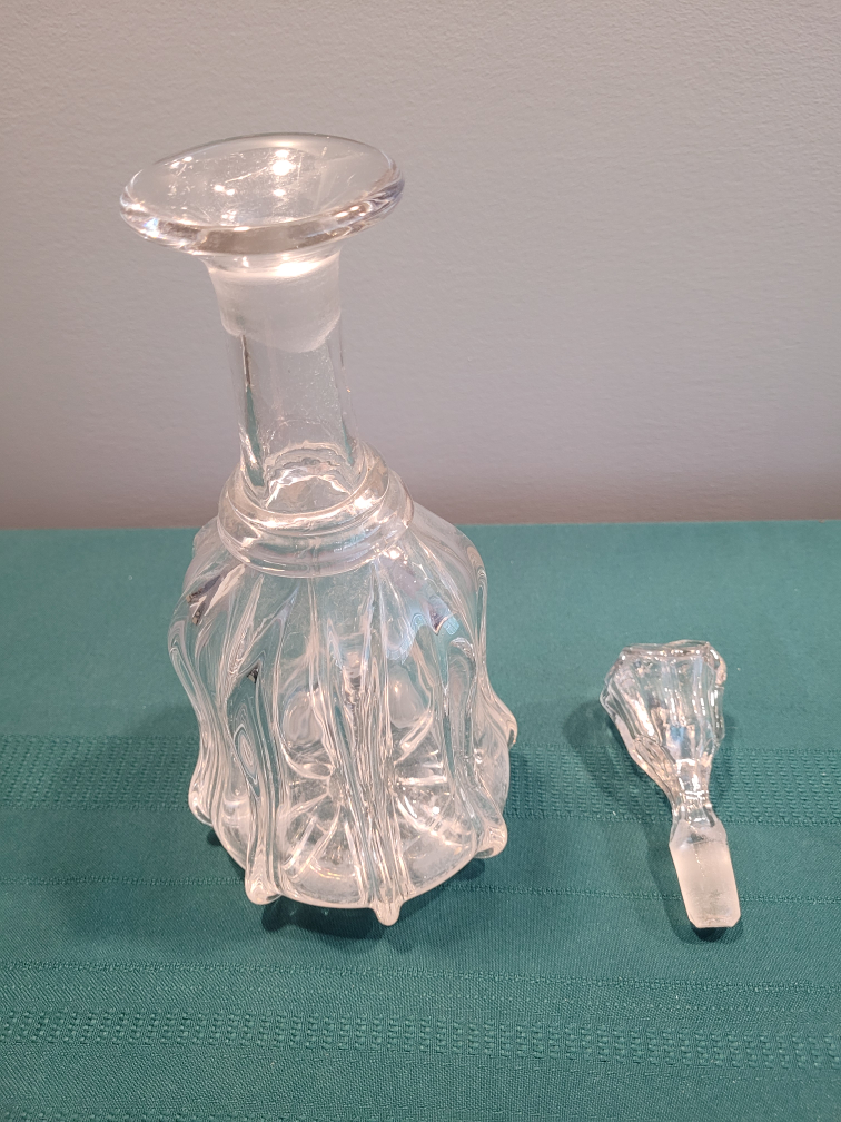 Antique Victorian 1800's Pillar Shape Decanter - photo 2