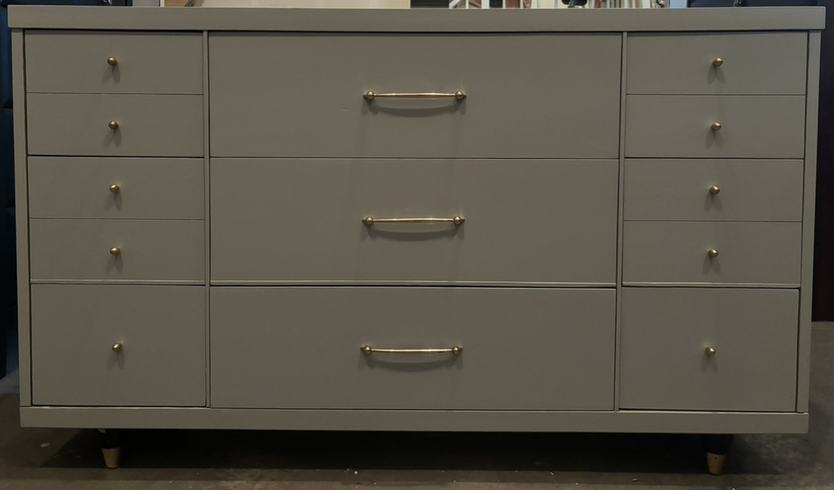 Vintage dresser - photo 2