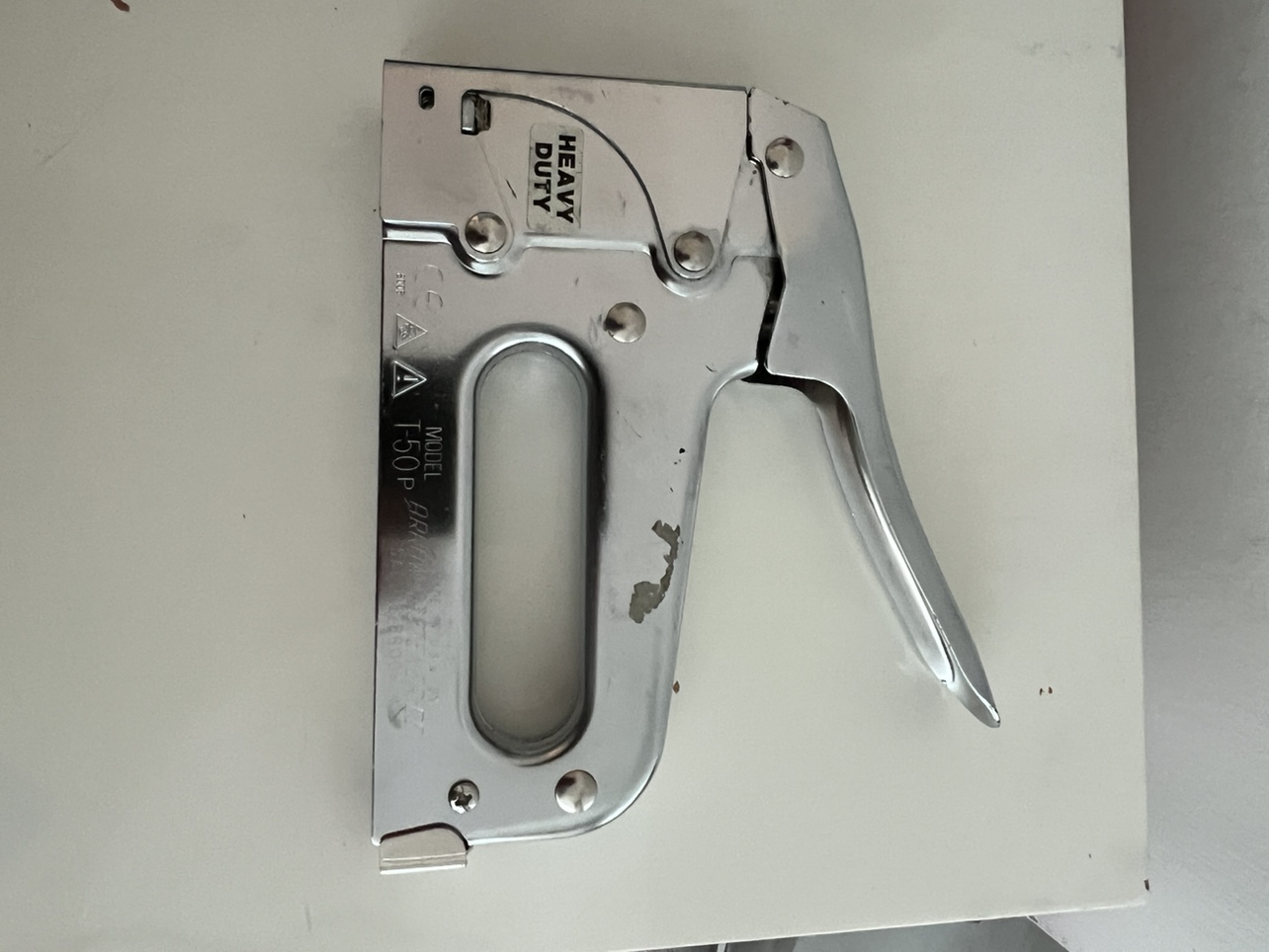 Heavy Duty Stapler thumbnail