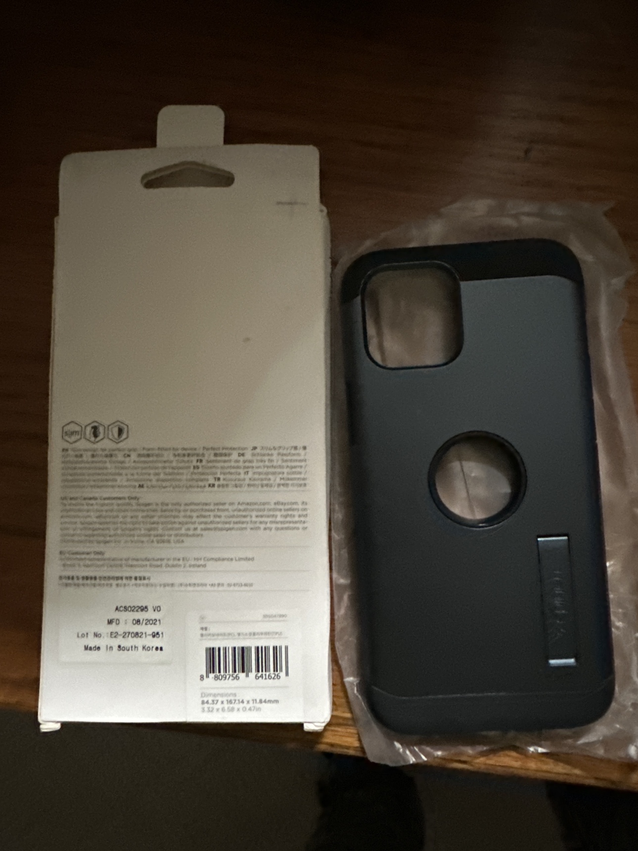 Spigen Tough Armor Case for iPhone 12 Pro Max - photo 2
