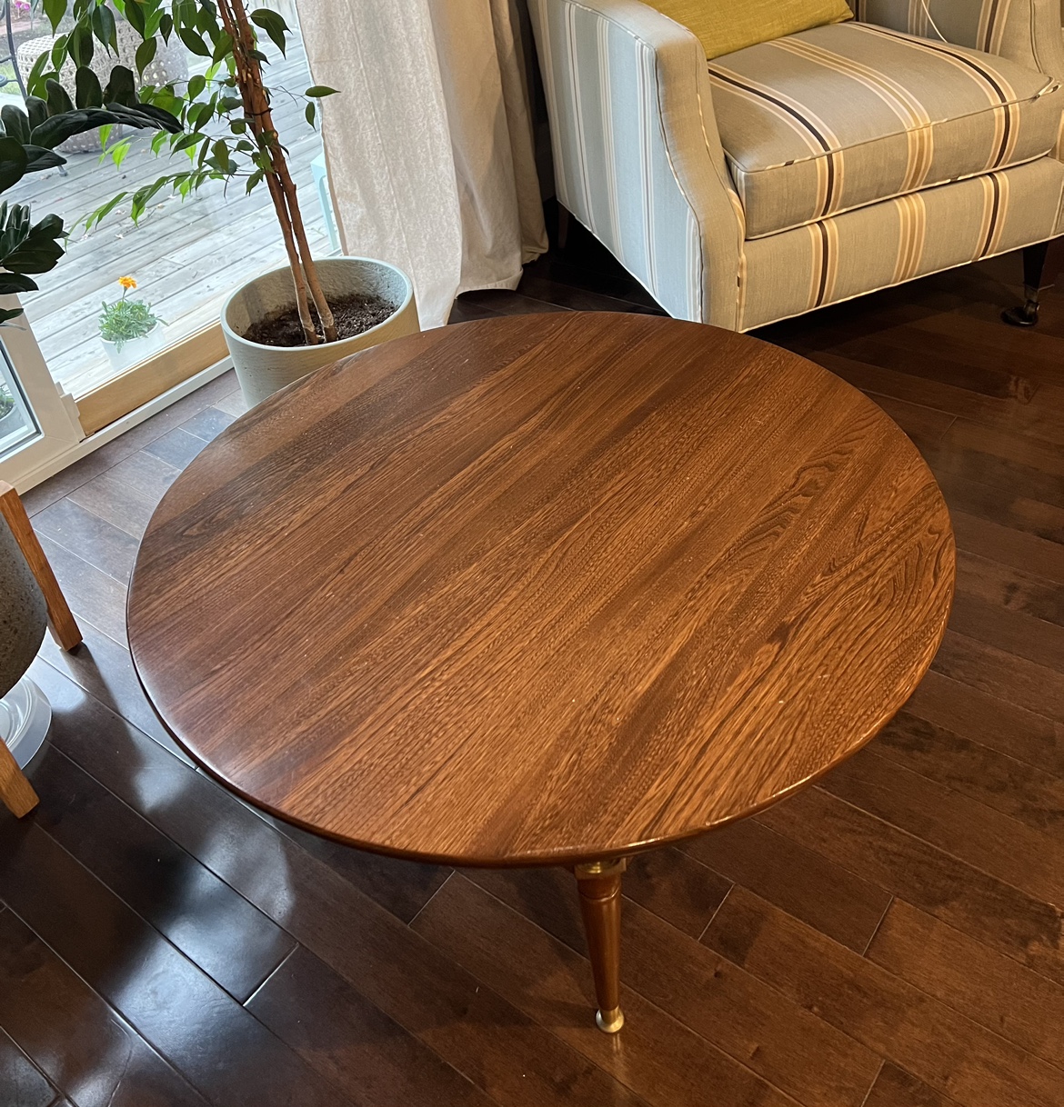 Mid Century Round Coffee Table - photo 4