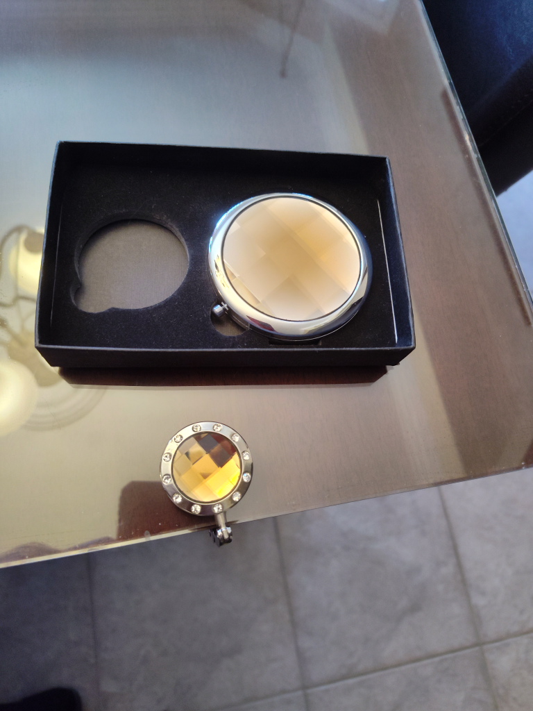 Handbag Hook with Mirror Amber jewel image indicator(4)