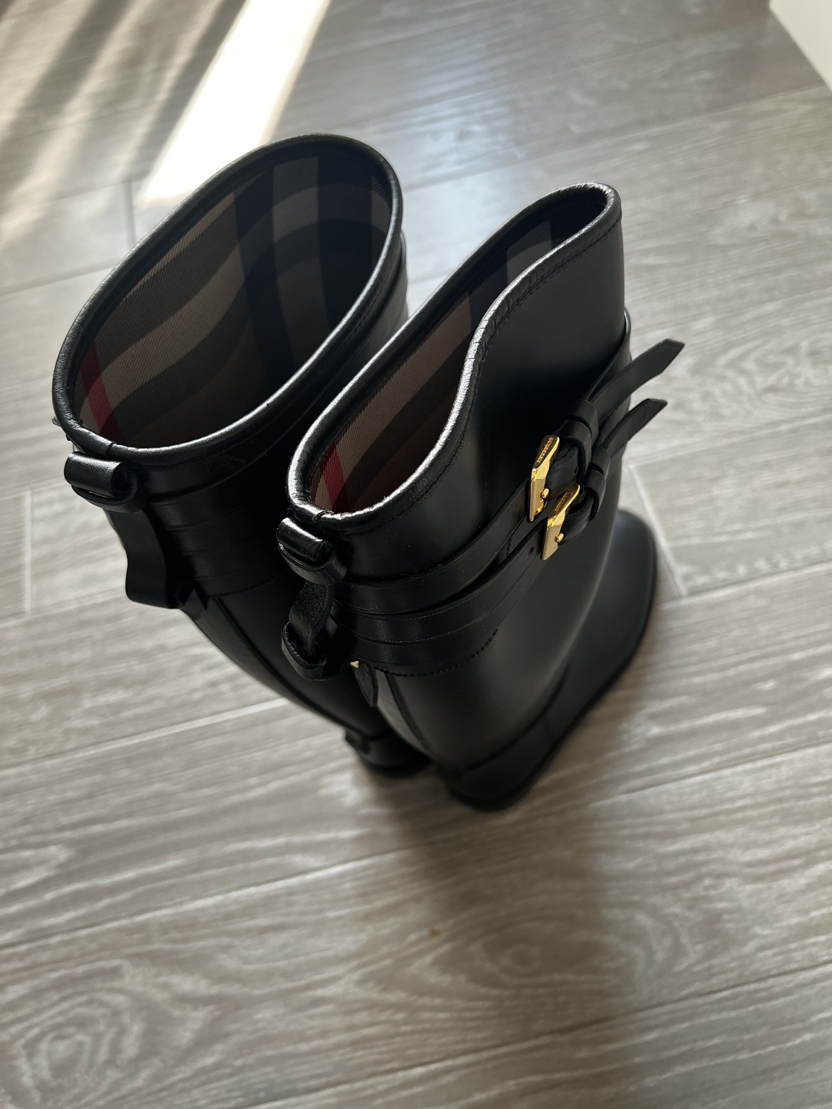 Burberry rain boots - photo 2