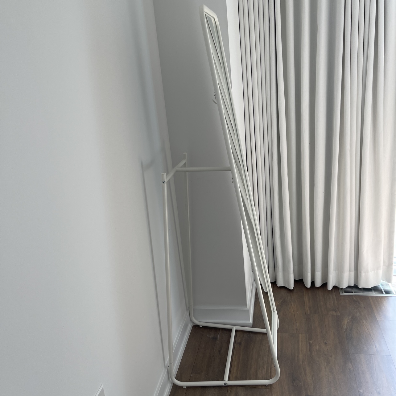 IKEA Full Length KNAPPER Standing Mirror - photo 3