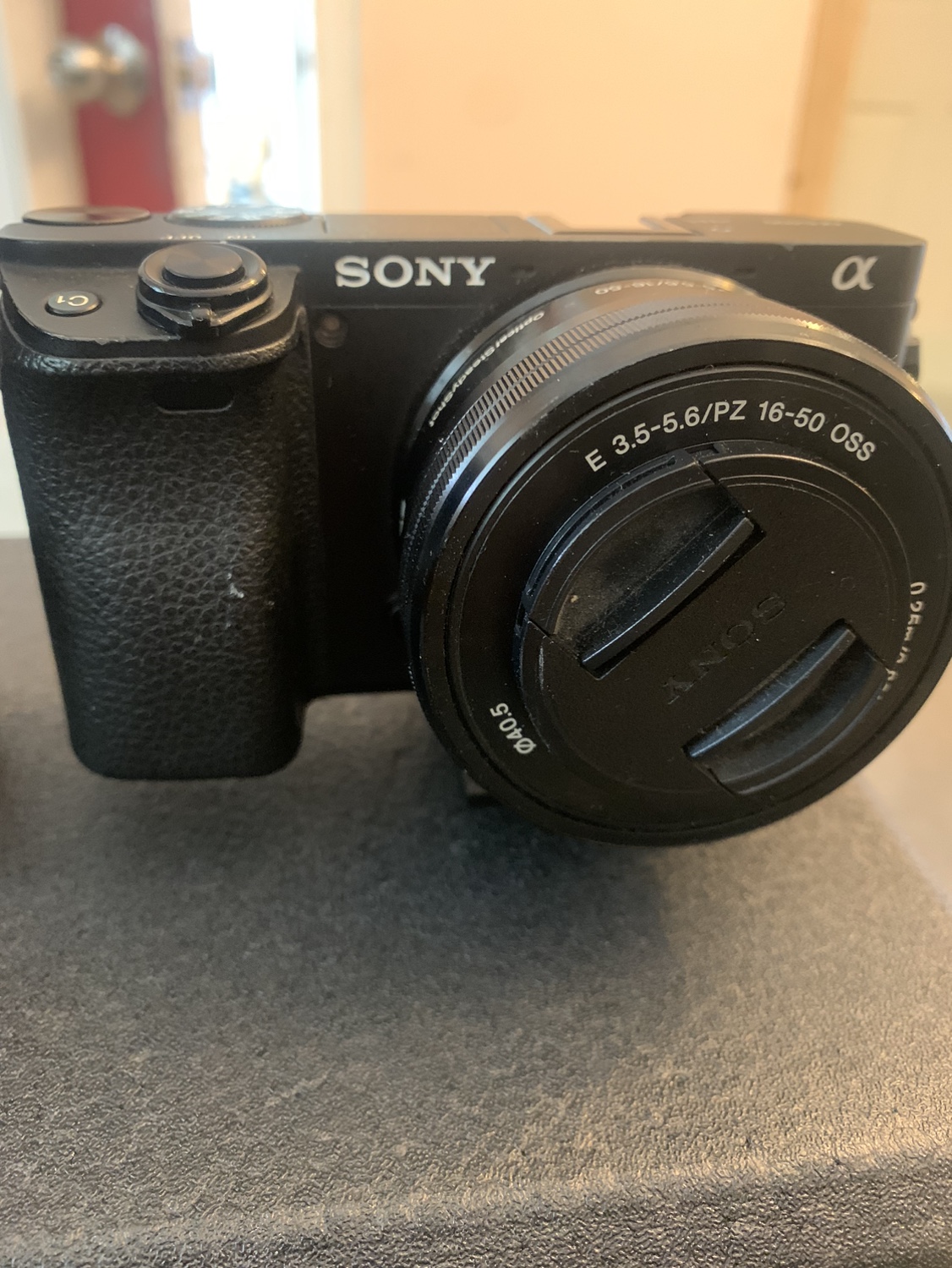 Sony A6400 4K Mirrorless Camera - photo 2