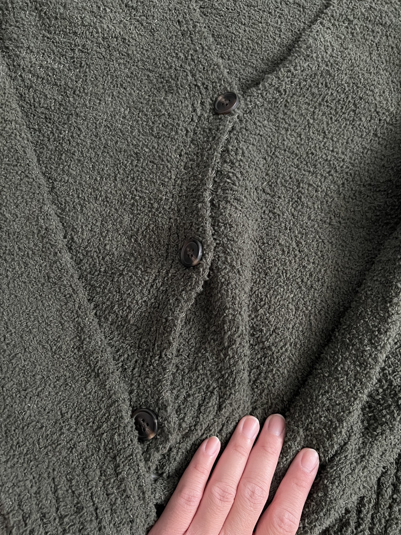 Green Cardigan image indicator(3)