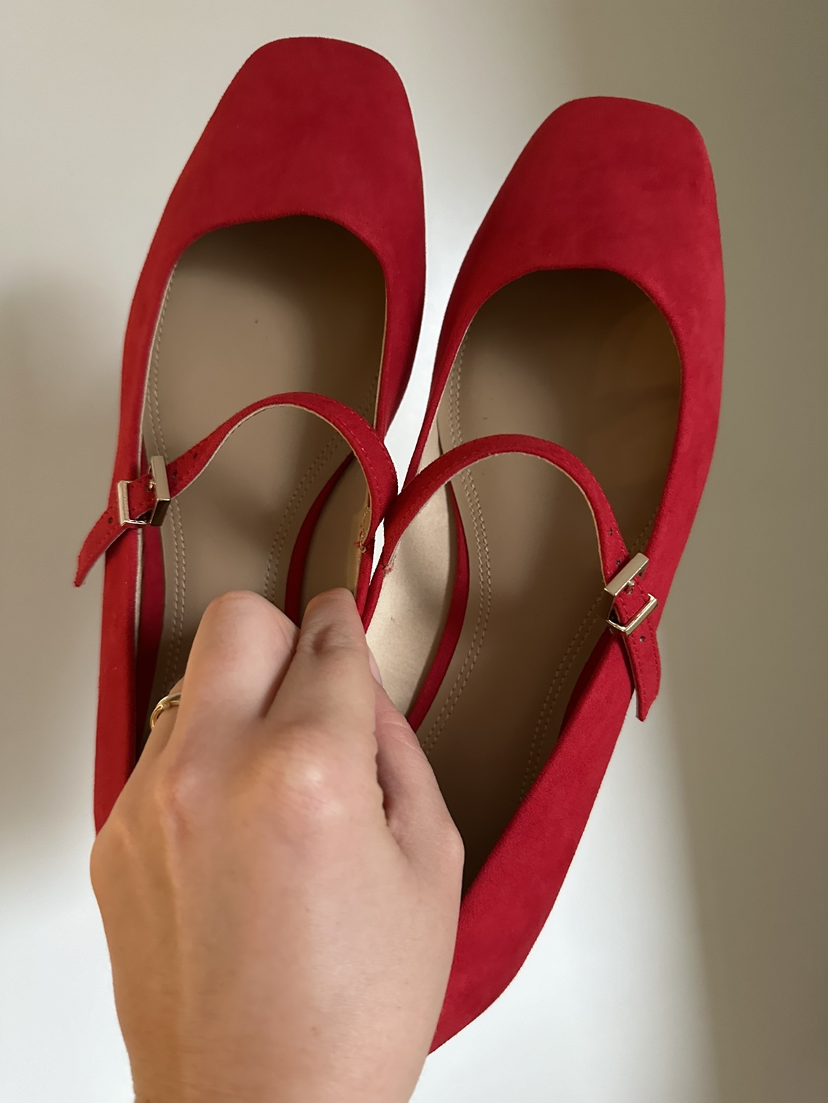 H&M Red Suede Buckle Flats thumbnail
