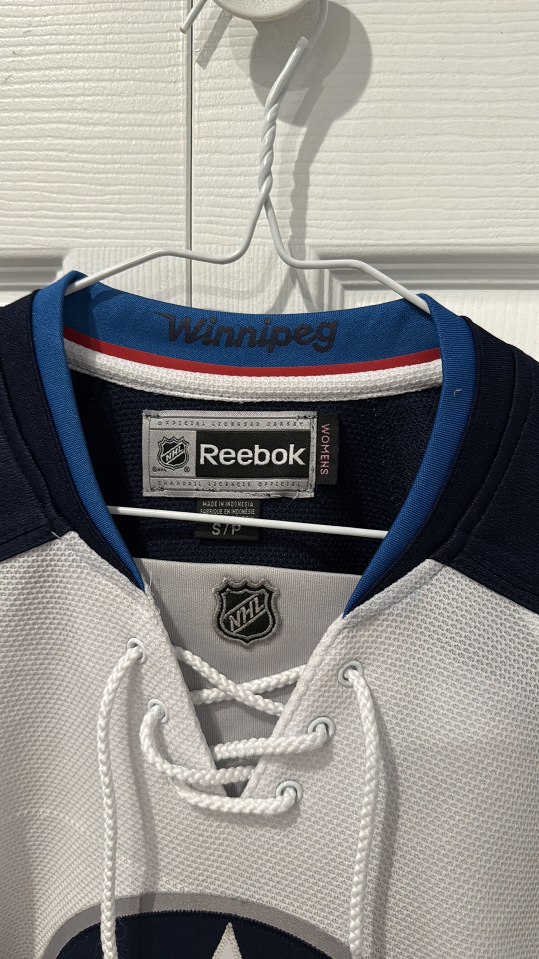 Winnipeg Jets Reebok Women’s Jersey - photo 2