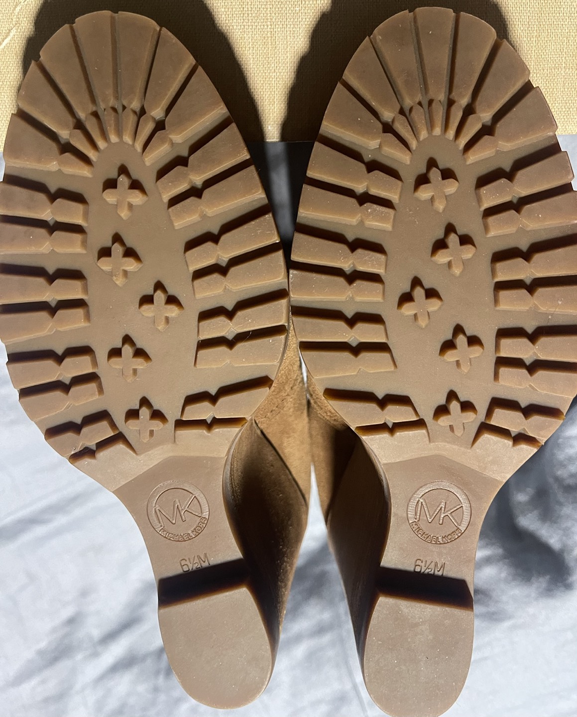 Michael Kors Women's Wedge Heel Chelsea Suede Boots image indicator(5)