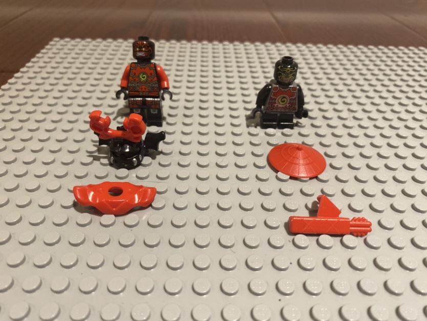 LEGO Ninjago Golden Dragon and Golden Ninja - photo 4