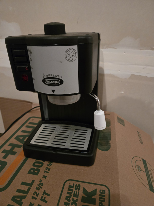 Black De'Longhi Espresso Machine - photo 4