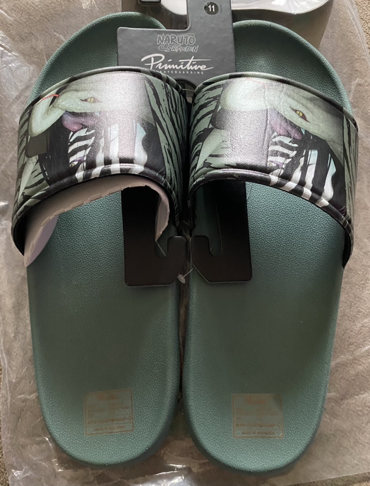 Primitive Naruto Shippuden Slides - Size 11💚 image indicator(2)
