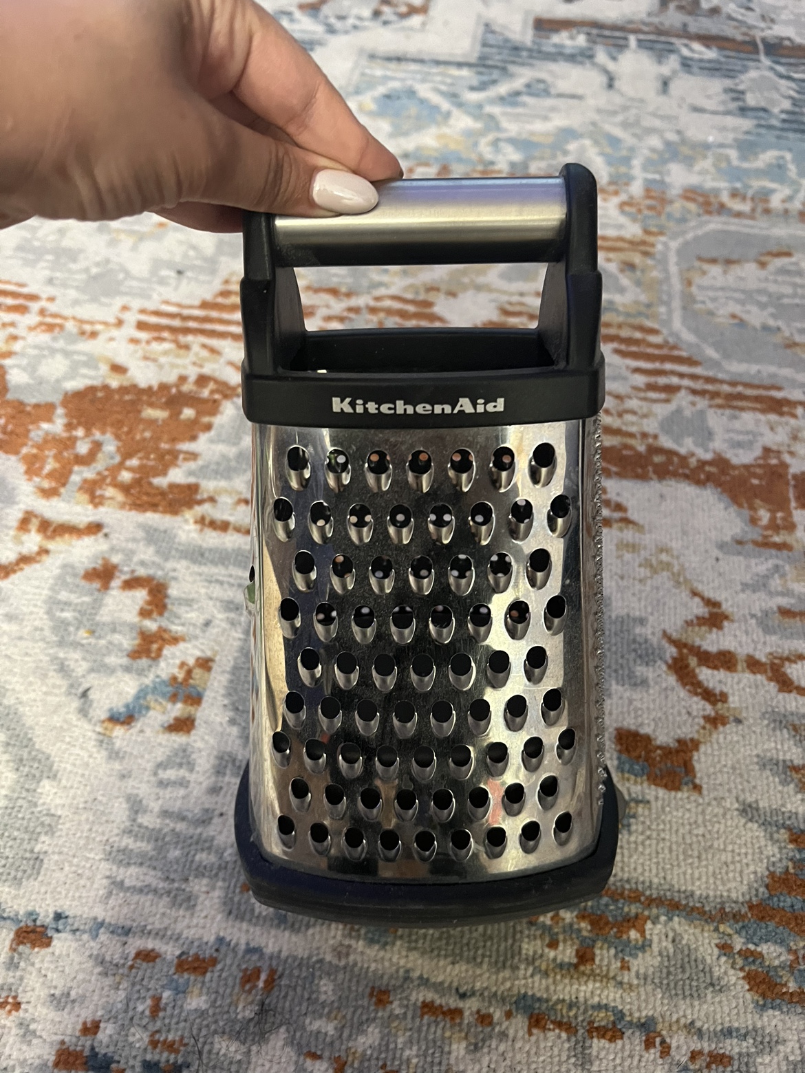 Kitchen box grater - 4 sided