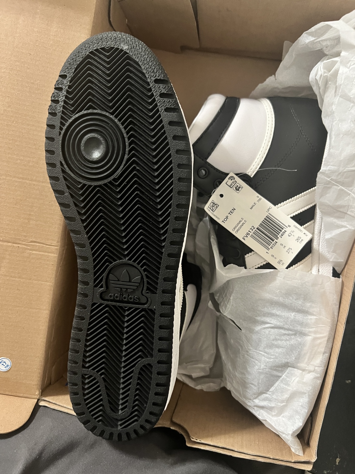 Adidas sneakers - photo 3