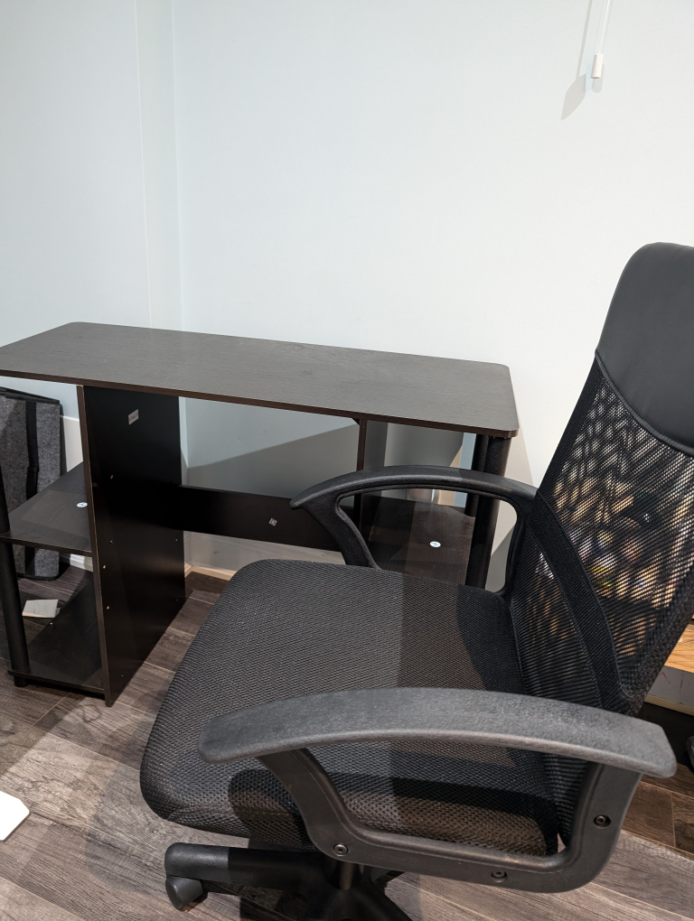 Work Desk and Office Chair - photo 2