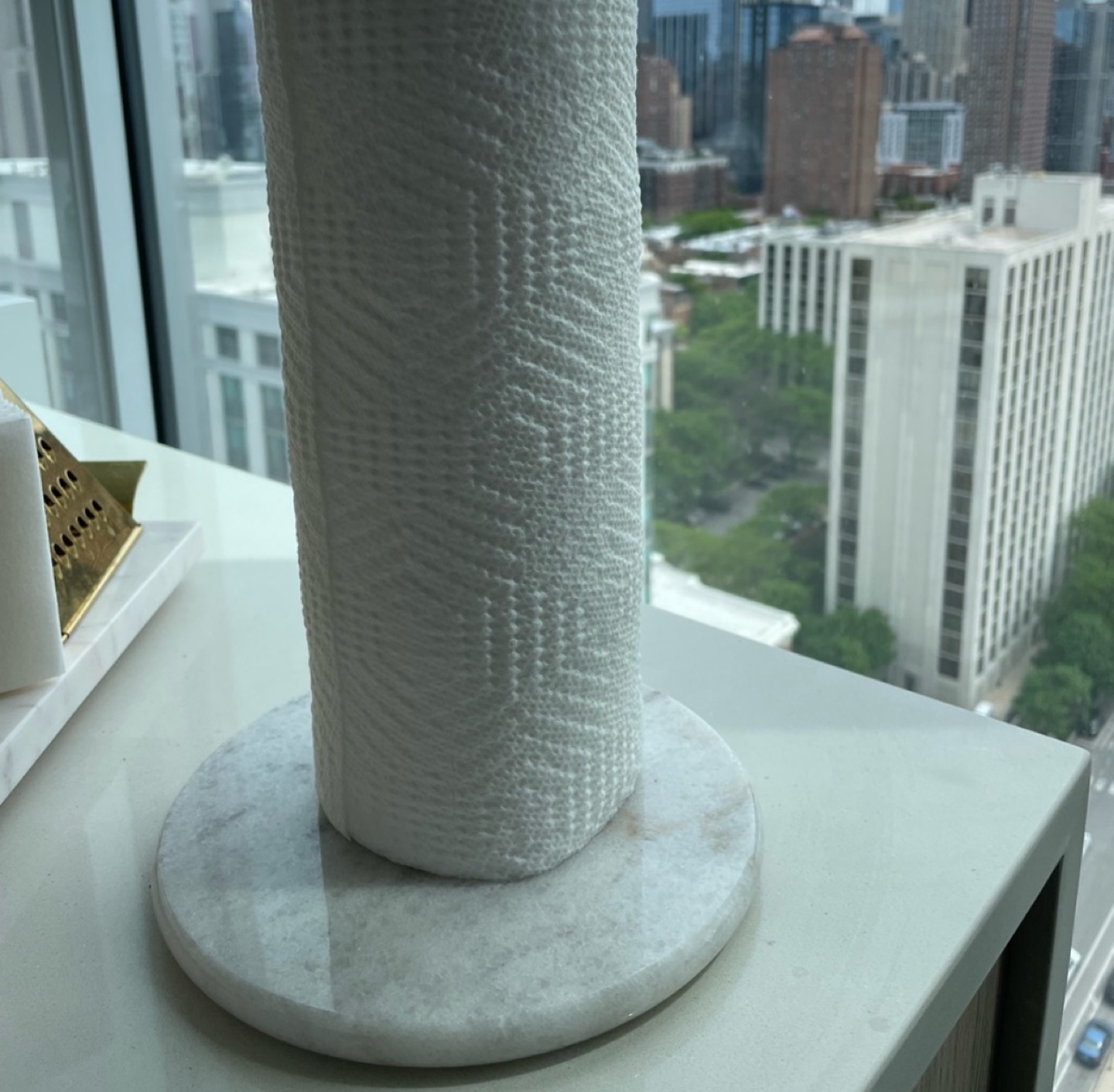 NEW marble paper towel holder - photo 4