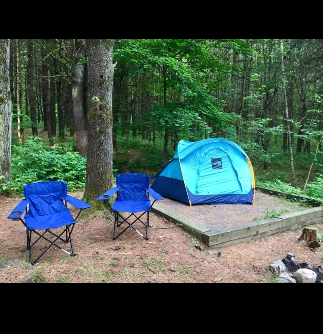 Lot tent The North Face + 2 chairs