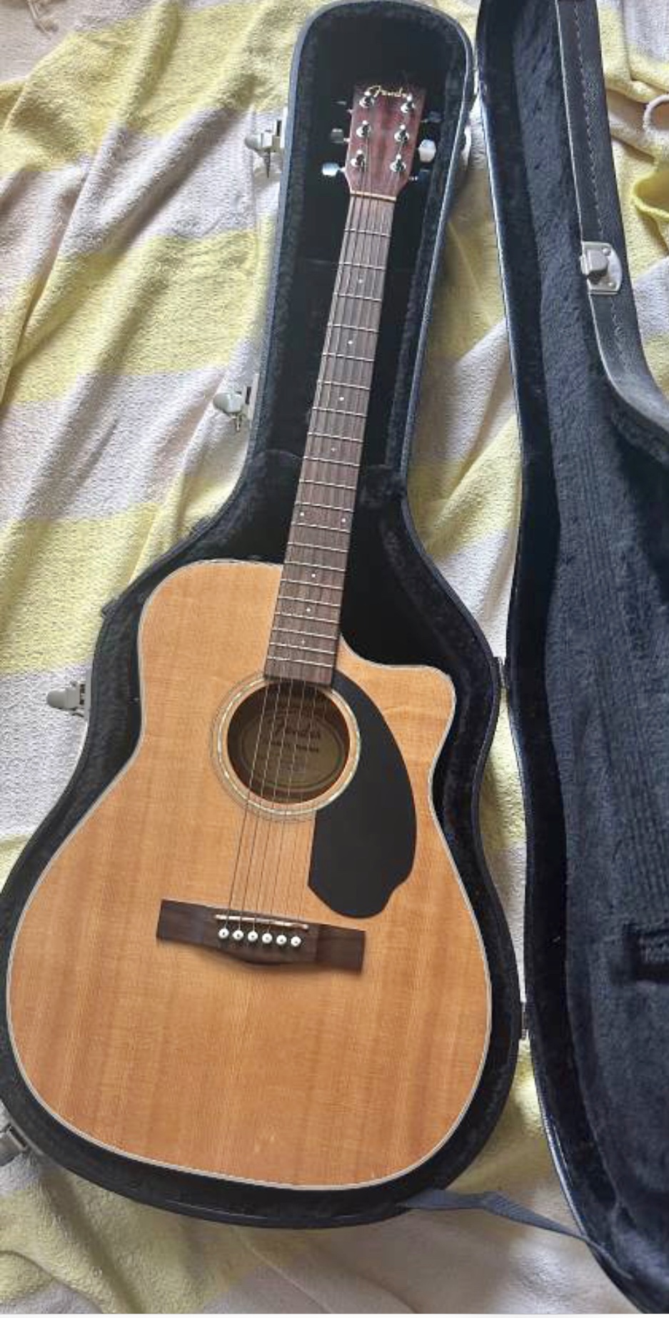Fender Acoustic-Electric Guitar