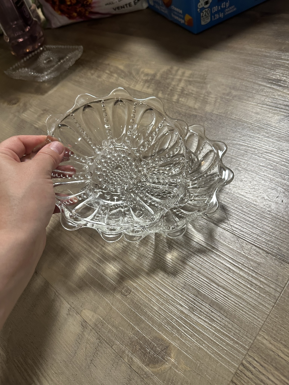 Vintage Glass Dishes image indicator(3)