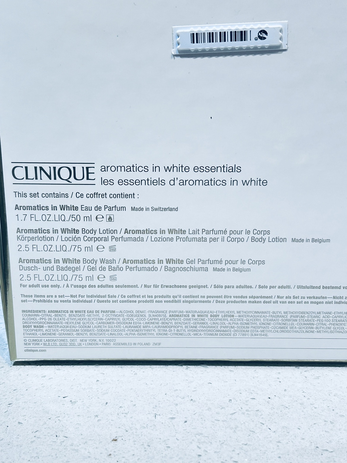 🍓NEW IN BOX! REG $148 Clinique Set! White Essentials Perfume Set image indicator(6)