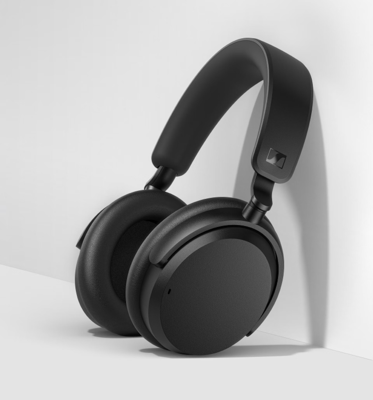 Sennheiser Accentum Wireless Headphones (Brand new)