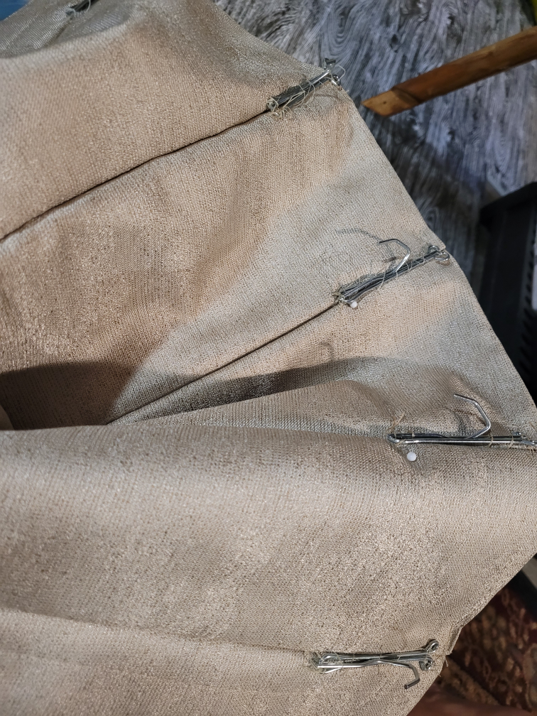 Beautiful extra long golden colour curtains. (4) - photo 3