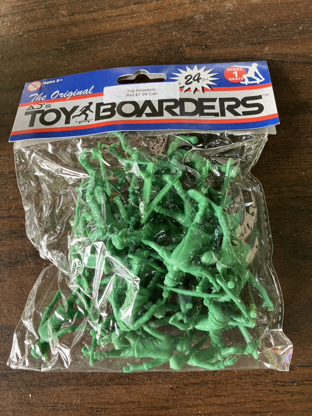 AJ's Toy skate Boarders 24 Pack