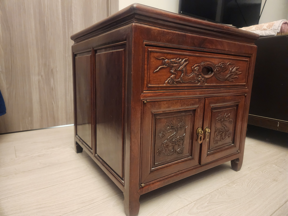 ❤️Beautiful Chinese Display Cabinet + Side Table w drawer image indicator(9)