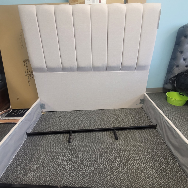 Queen Bed