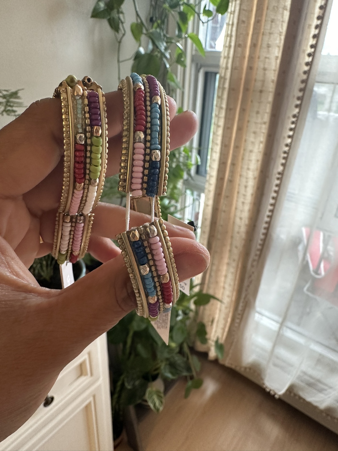 Set of 2 Beaded Bracelets image indicator(5)