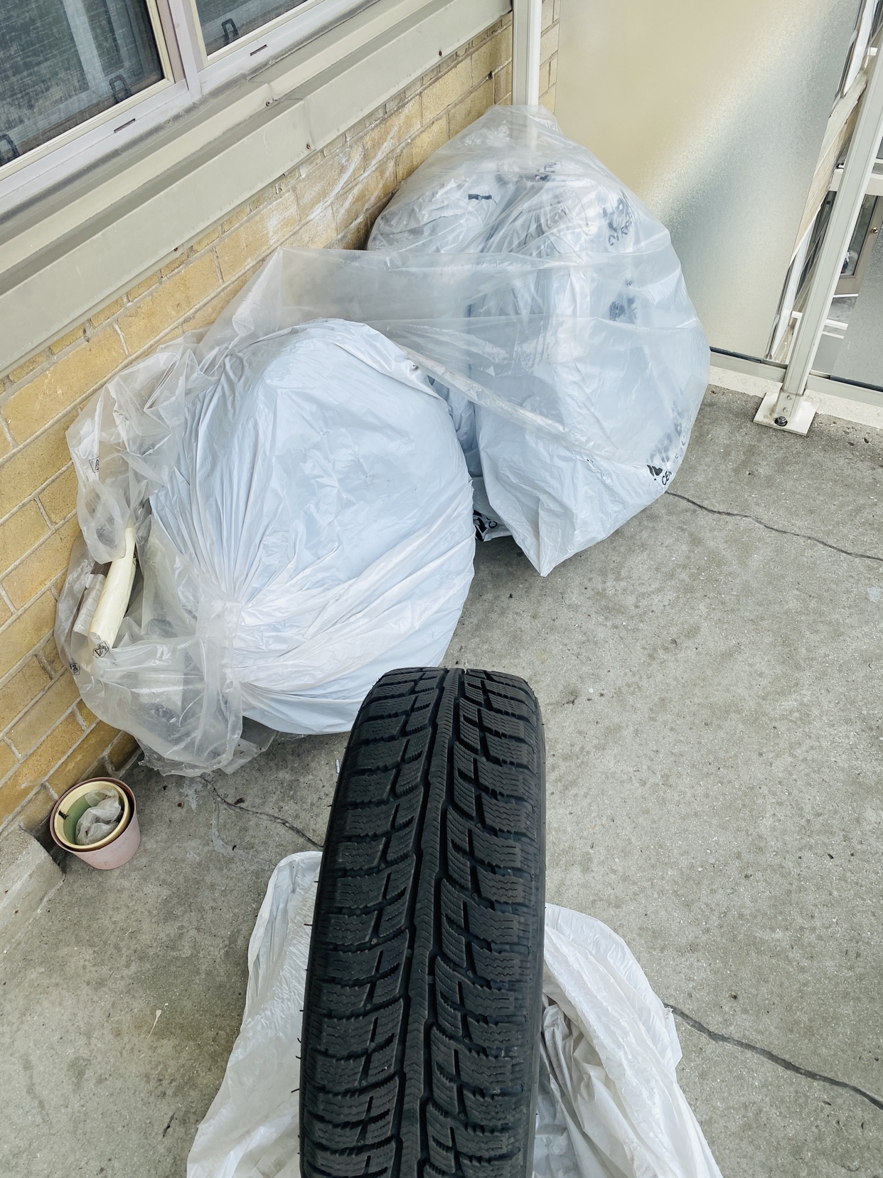 Winter tires - 4 Tires with Rims - Good for three more seasons - photo 5