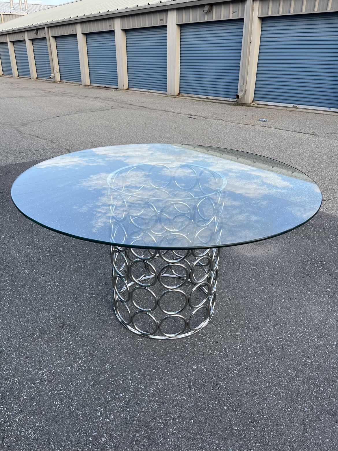 Nice Dining Table Dawnell Round Glass Top Metal Base.