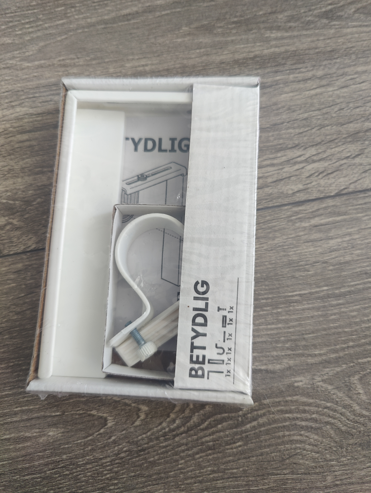 IKEA BETYDLIG Curtain Rod Bracket #freecycle 🎊🎉 thumbnail