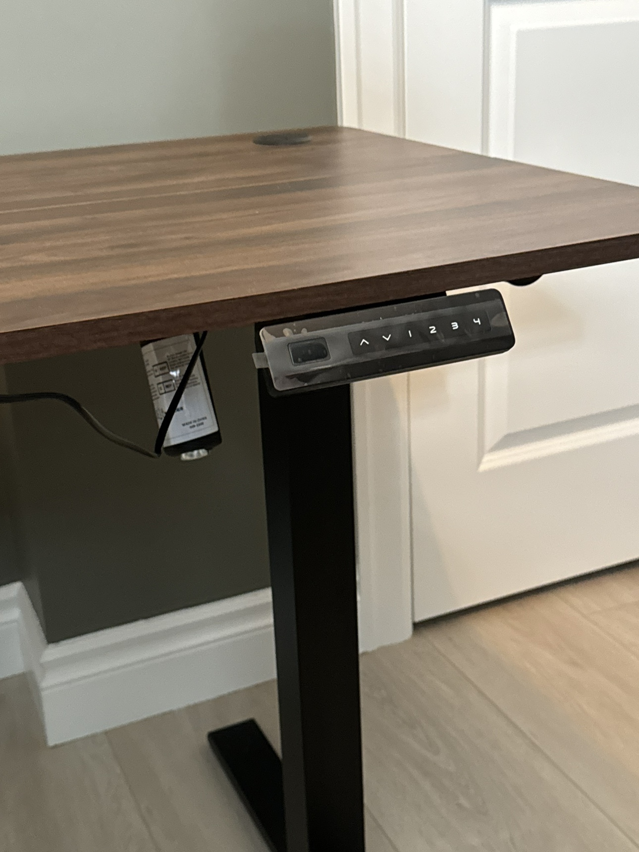 Adjustable computer desk - photo 3