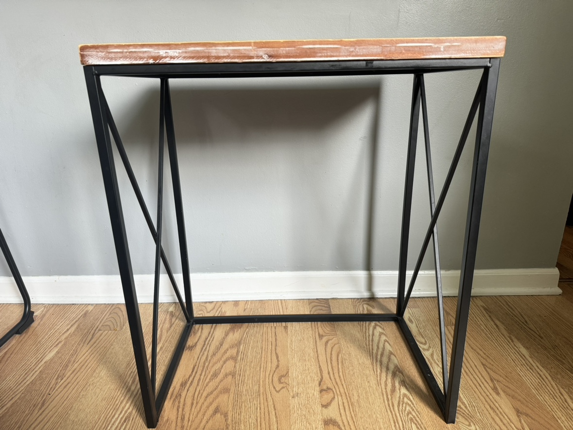 Side Table - photo 3