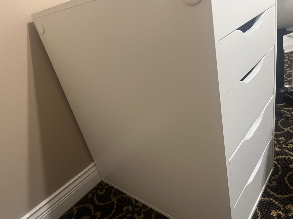 White 5-Drawer Dresser - photo 2