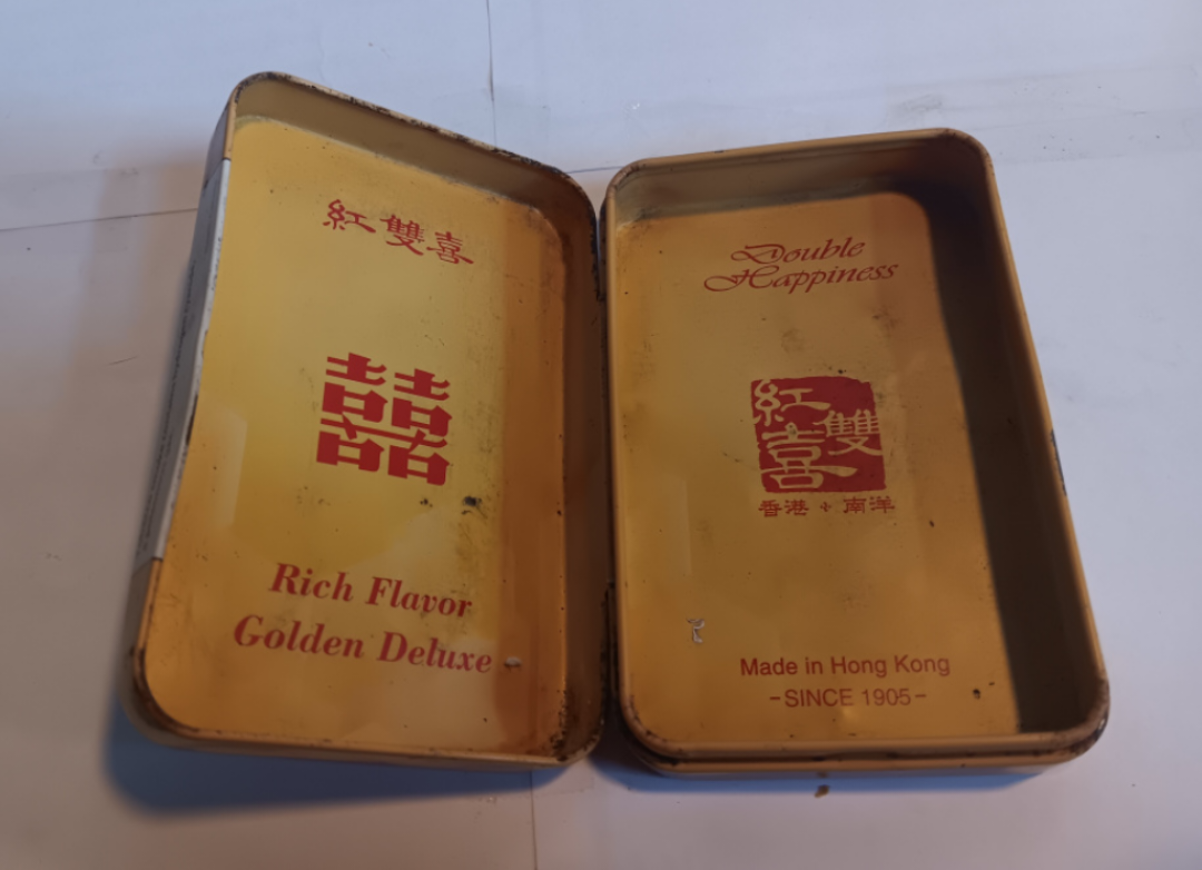 Metal Cigarette/Tobacco Case #freecycle image indicator(2)