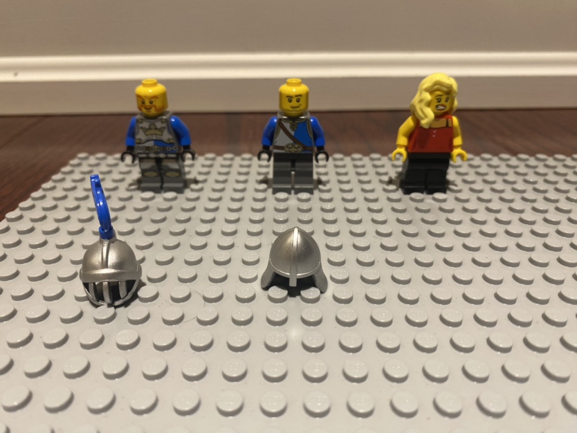 LEGO Movie Transformable Castle - photo 3